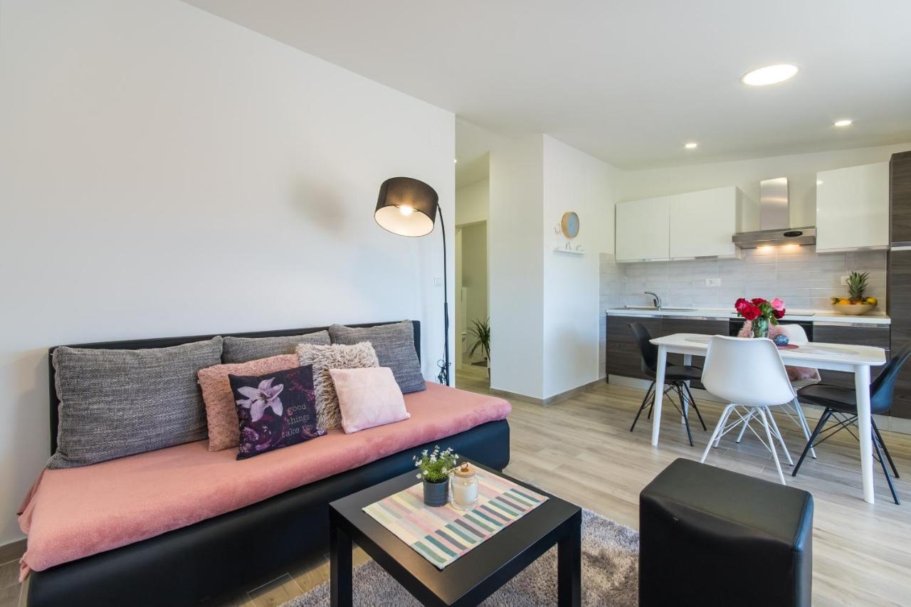 Apartment Finta Rogotin エクステリア 写真
